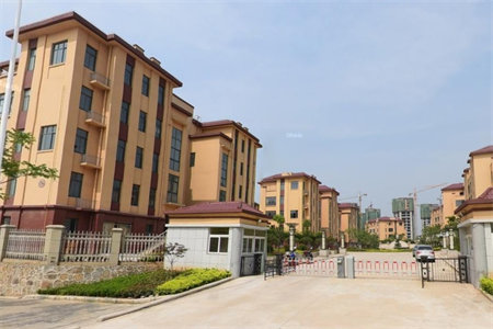 城书香雅居3室2厅1卫125㎡